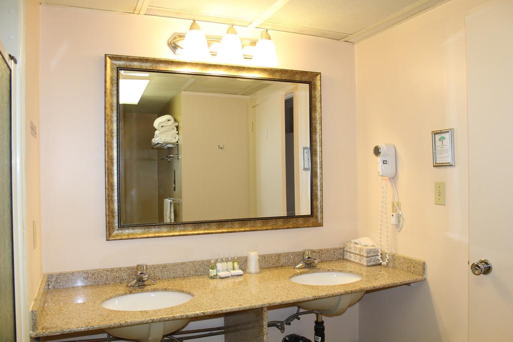 Sword Inn Bancroft Εξωτερικό φωτογραφία