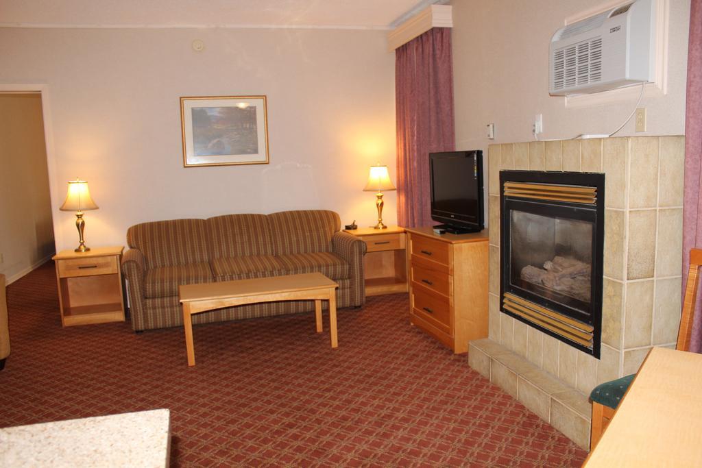 Sword Inn Bancroft Εξωτερικό φωτογραφία