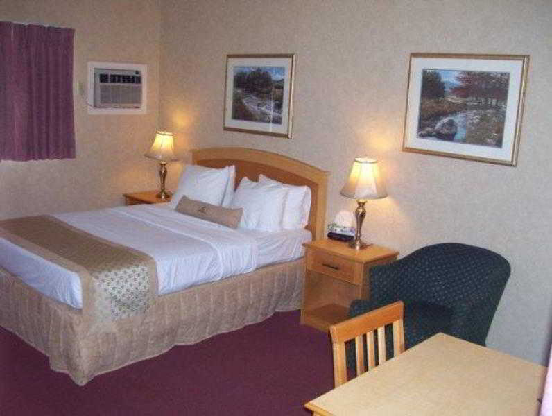 Sword Inn Bancroft Εξωτερικό φωτογραφία
