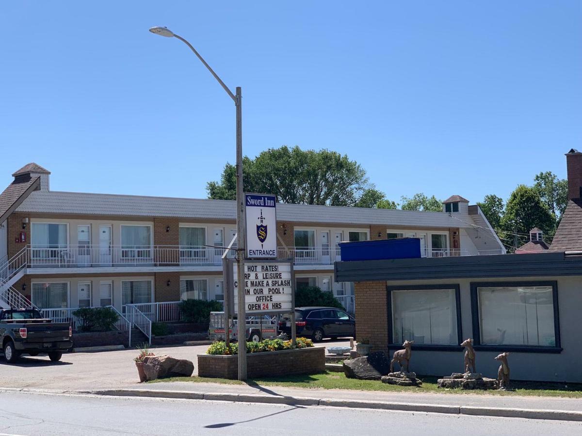 Sword Inn Bancroft Εξωτερικό φωτογραφία